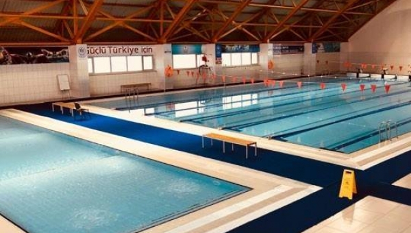 GSB Bartın Yarı Olimpik Yüzme Havuzu